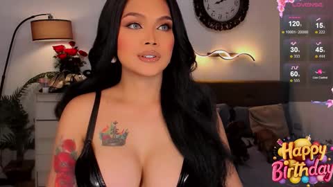 Snapshot of divinequeen chatting on February 9, 1:15 pm online show from February 9, 1:15 pm