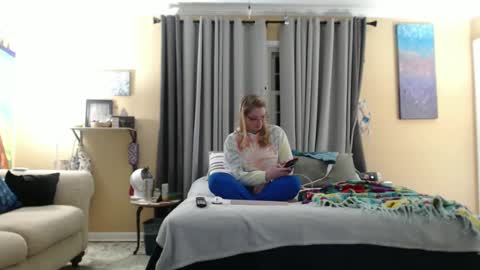 dixie_comanche online show from January 27, 3:37 am