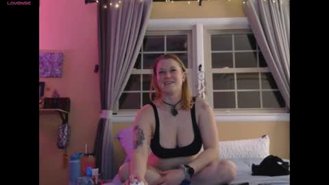 dixie_comanche online show from March 10, 12:29 am