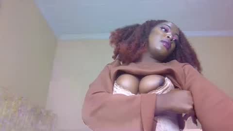 Snapshot of dixie_sluty chatting on April 24, 5:48 pm Dixie online show from April 24, 5:48 pm