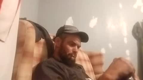 Snapshot of dixonbird41 chatting on January 19, 3:05 pm dixonbird41 online show from January 19, 3:05 pm