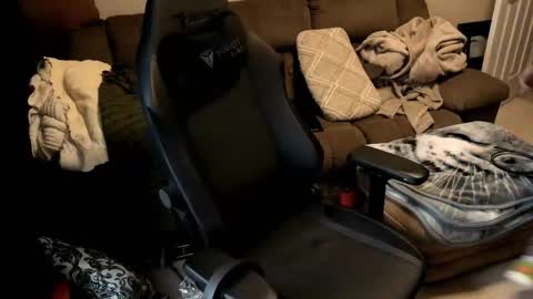 Hansel and Gretle online show from March 18, 10:24 pm