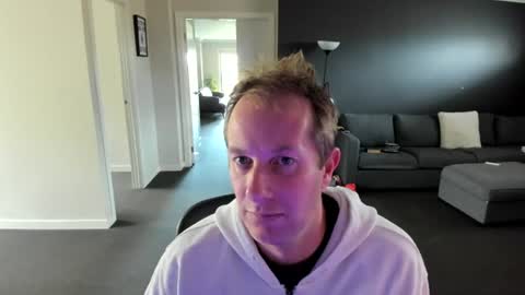 Snapshot of djallnightlong chatting on June 17, 4:59 am djallnightlong online show from June 17, 4:59 am