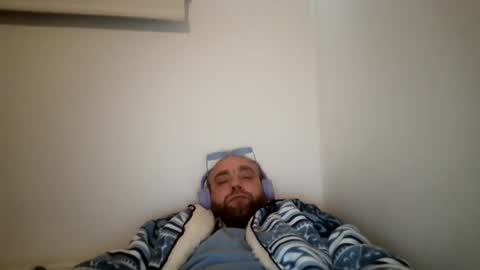 Snapshot of djschoor chatting on October 22, 8:58 am djschoor online show from October 22, 8:58 am