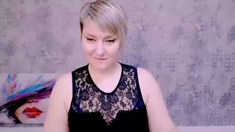 djullia online show from February 1, 10:15 am