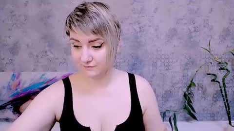 djullia online show from November 3, 7:20 am