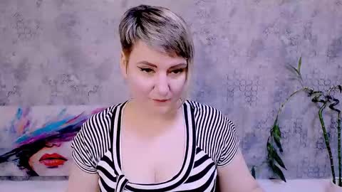 djullia online show from November 10, 12:48 pm