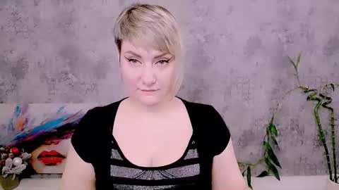 djullia online show from December 16, 7:13 am