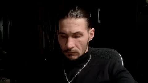 Snapshot of dl_raven chatting on April 18, 7:58 pm Silverhand online show from April 18, 7:58 pm