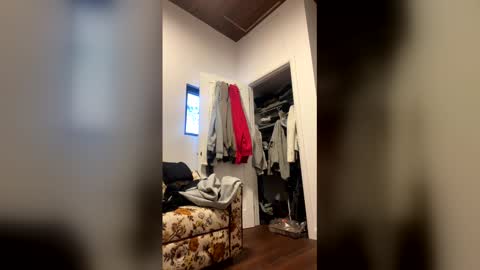 dm9313 online show from March 24, 10:42 am