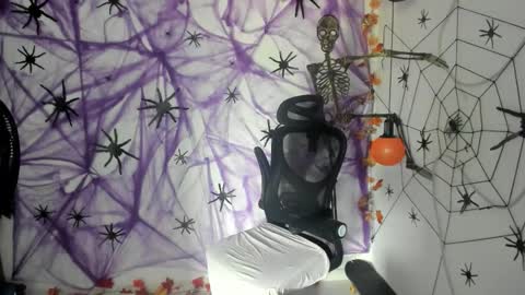 Maybe in pvt online show from October 6, 3:53 pm