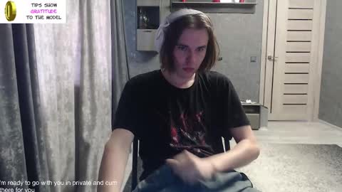 Snapshot of dmitriy250 chatting on September 15, 6:46 am dmitriy250 online show from September 15, 6:46 am