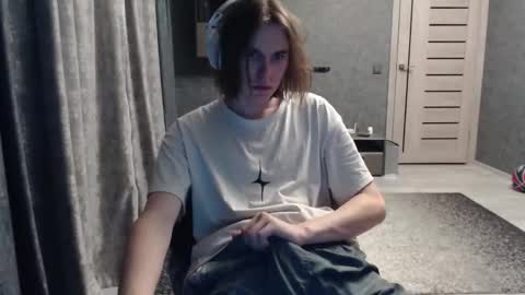 Snapshot of dmitriy250 chatting on October 25, 5:40 pm dmitriy250 online show from October 25, 5:40 pm