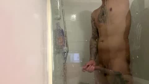 Azier online show from January 26, 3:36 pm