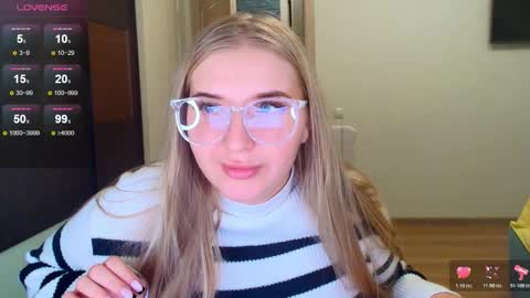 Alice online show from October 27, 6:45 pm