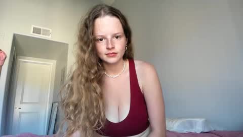 doeeyedpeach online show from September 15, 12:10 am