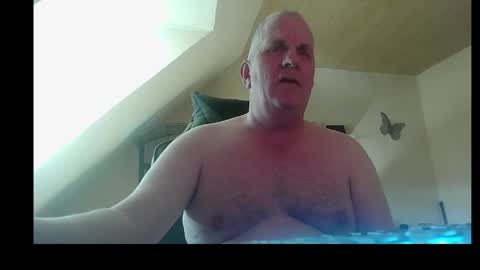 doggy2629 online show from April 23, 3:25 pm