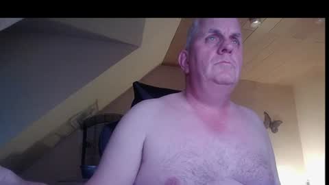 doggy2629 online show from June 10, 8:08 pm