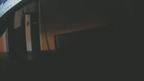 Snapshot of doggyboydon chatting on January 4, 7:34 am Lucas online show from January 4, 7:34 am