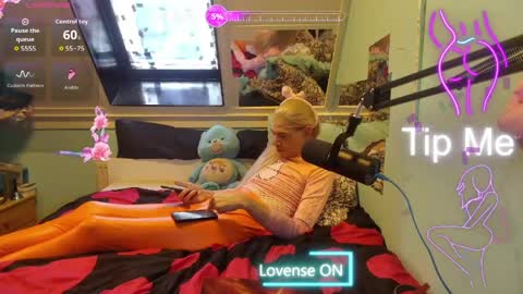 Snapshot of doggyray44 chatting on May 31, 9:27 am naughty ruby online show from May 31, 9:27 am