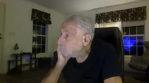 dogluc7 online show from December 7, 2:31 am