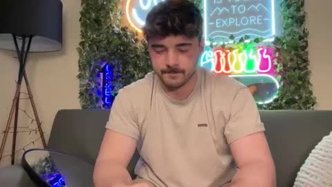 Snapshot of dohmerboyz chatting on February 26, 1:48 am GIJO online show from February 26, 1:48 am