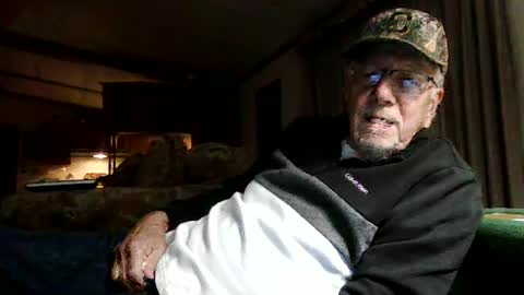 Snapshot of doingmyself69 chatting on October 9, 2:37 pm doingmyself69 online show from October 9, 2:37 pm