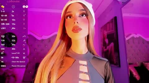 Snapshot of dolarcity760752 chatting on November 26, 6:14 am dolarcity760752 online show from November 26, 6:14 am