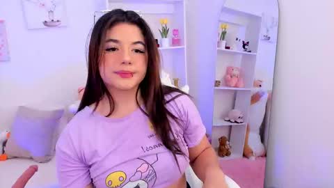 Snapshot of dolce_antonellaa chatting on September 21, 2:13 am antonella online show from September 21, 2:13 am