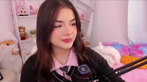 Snapshot of dolce_antonellaa chatting on June 16, 1:08 am antonella online show from June 16, 1:08 am