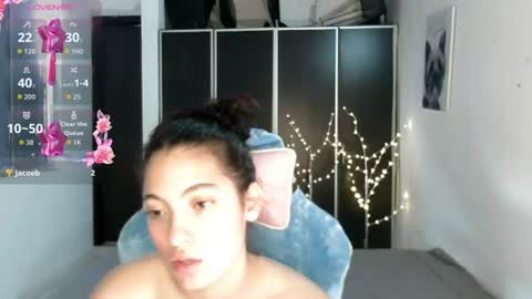 Snapshot of dolce_more chatting on June 13, 1:09 pm DOLCE XOXO online show from June 13, 1:09 pm