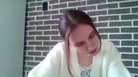 Snapshot of dolcezza_ chatting on April 20, 10:29 am dolcezza_ online show from April 20, 10:29 am