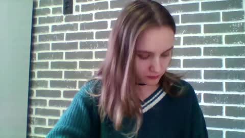Snapshot of dolcezza_ chatting on April 21, 11:27 am dolcezza_ online show from April 21, 11:27 am