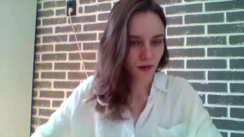 Snapshot of dolcezza_ chatting on April 22, 10:06 am dolcezza_ online show from April 22, 10:06 am