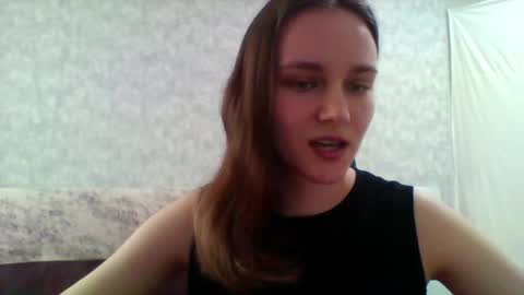 Snapshot of dolcezza_ chatting on May 7, 10:42 am dolcezza_ online show from May 7, 10:42 am