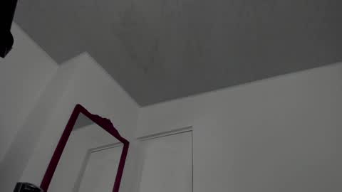 Ludika Santiago online show from December 7, 9:22 pm