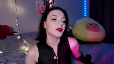 doll1_maiya online show from February 6, 6:55 pm