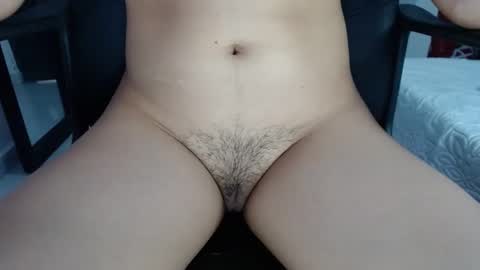 Snapshot of doll_dollys_ chatting on January 6, 8:07 pm doll_dollys_ online show from January 6, 8:07 pm