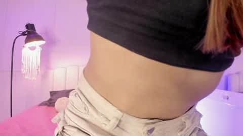 Snapshot of doll_isa_ chatting on April 23, 8:55 pm doll_isa_ online show from April 23, 8:55 pm