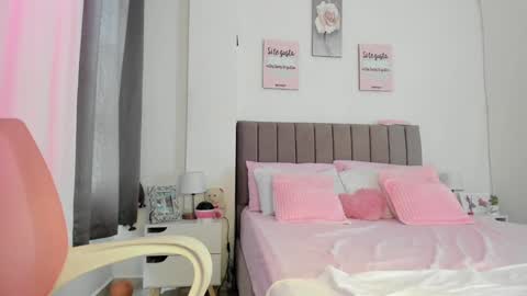 doll_oriana online show from December 4, 4:16 pm