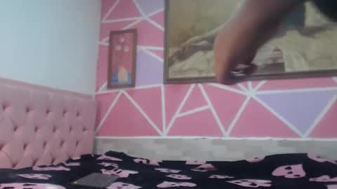 doll rihana online show from March 6, 8:27 pm