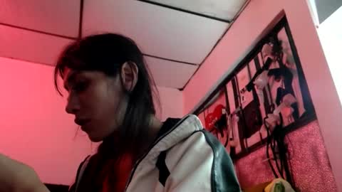 Snapshot of doll_sary chatting on December 31, 3:45 am Catherine XXX online show from December 31, 3:45 am