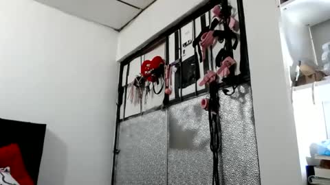 Snapshot of doll_sary chatting on January 21, 1:50 am Catherine XXX online show from January 21, 1:50 am