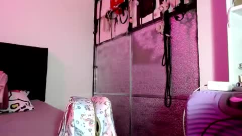 Snapshot of doll_sary chatting on January 26, 4:20 pm Catherine XXX online show from January 26, 4:20 pm