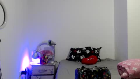 Catherine XXX online show from July 11, 7:27 pm