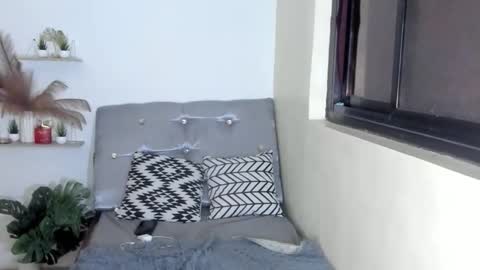 dollescent online show from March 29, 5:40 am