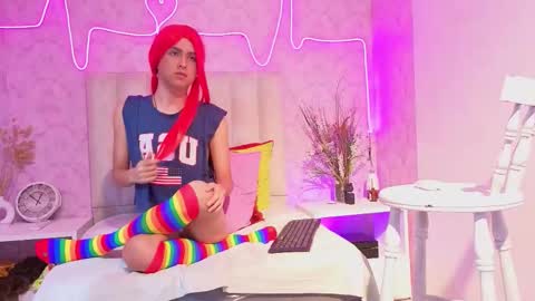 Dolly  online show from March 19, 12:20 pm