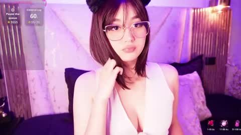 dolll_aria online show from May 7, 2:55 pm