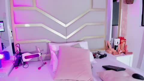 Dollsweety online show from October 2, 10:28 pm