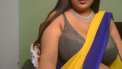 dolly_2 online show from April 15, 3:57 am